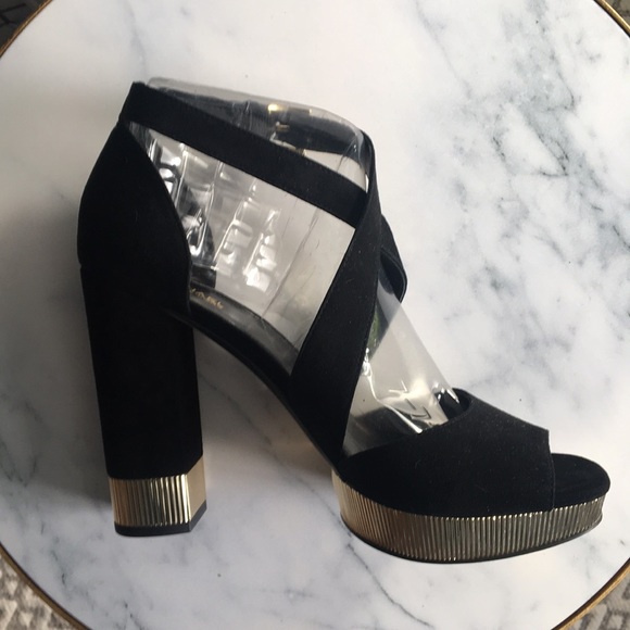 NEW Black + Gold Suede Gorgeous Michael Kors Platform Heels - Picture 7 of 14